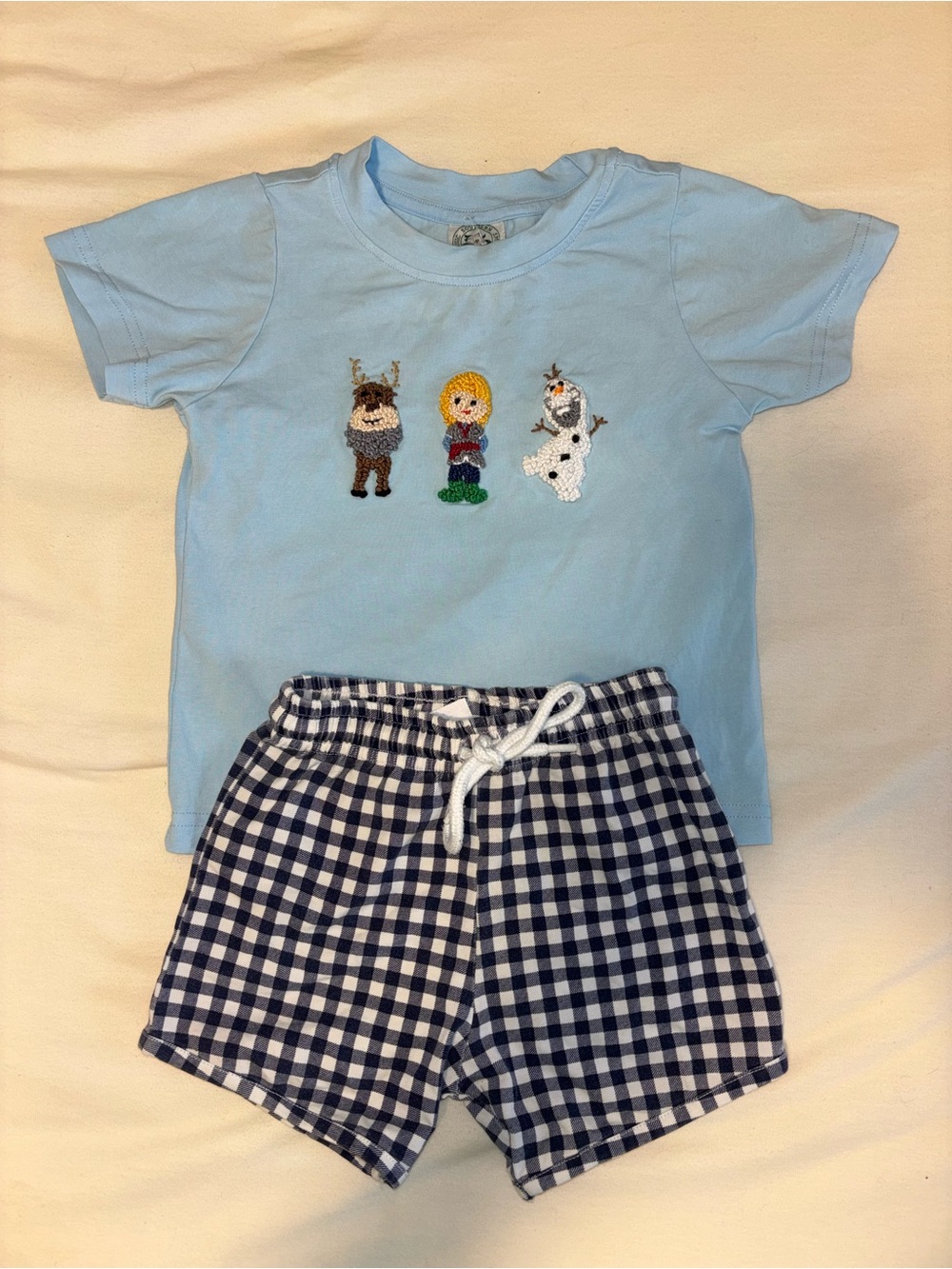 French Knot Frozen Shorts Set